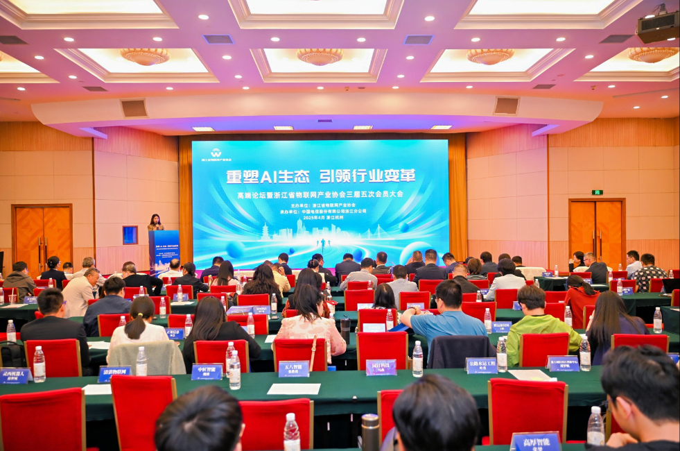 众鑫娱乐·鑫起点,馨效劳,心选择