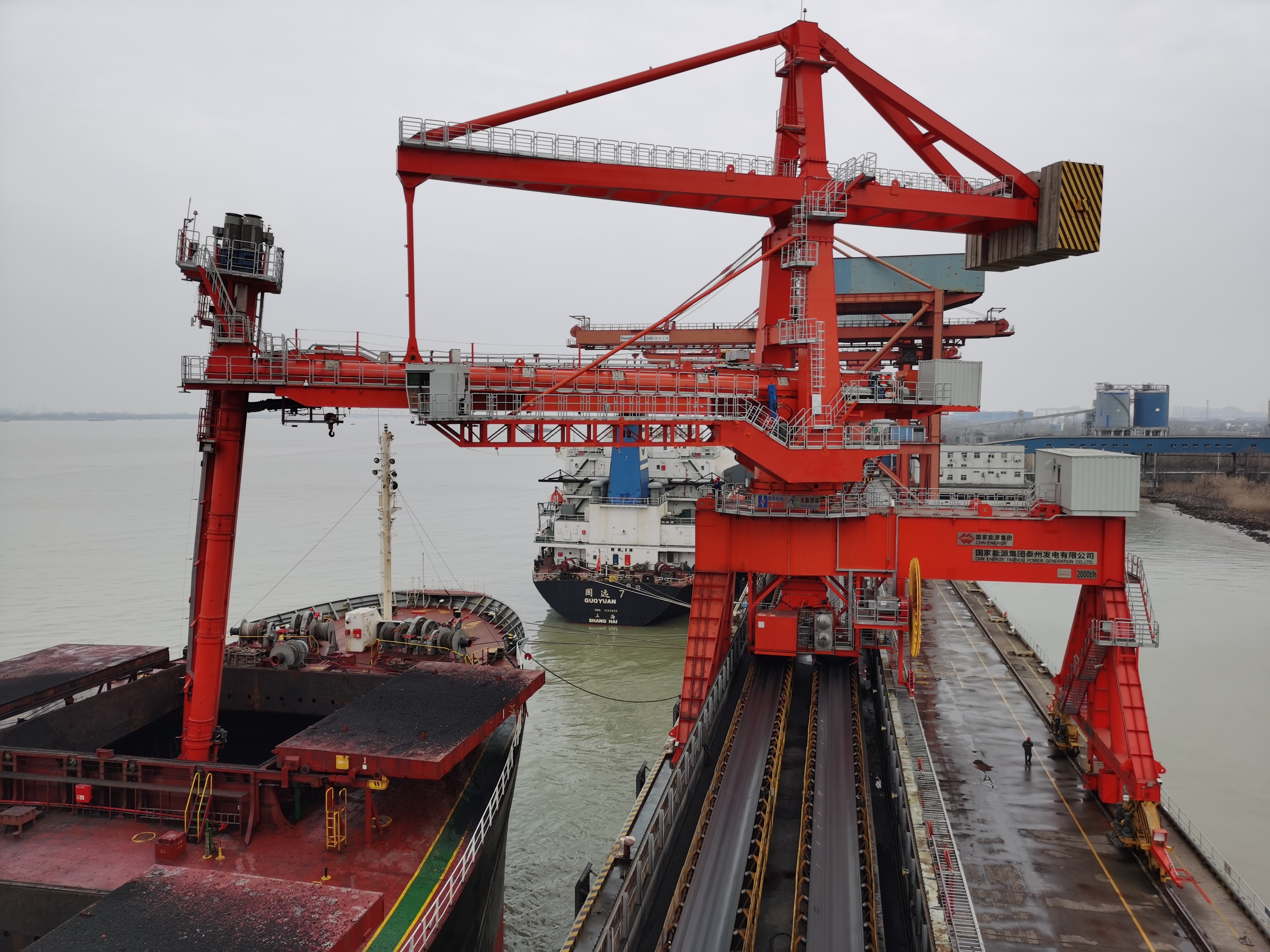 众鑫娱乐·鑫起点,馨效劳,心选择