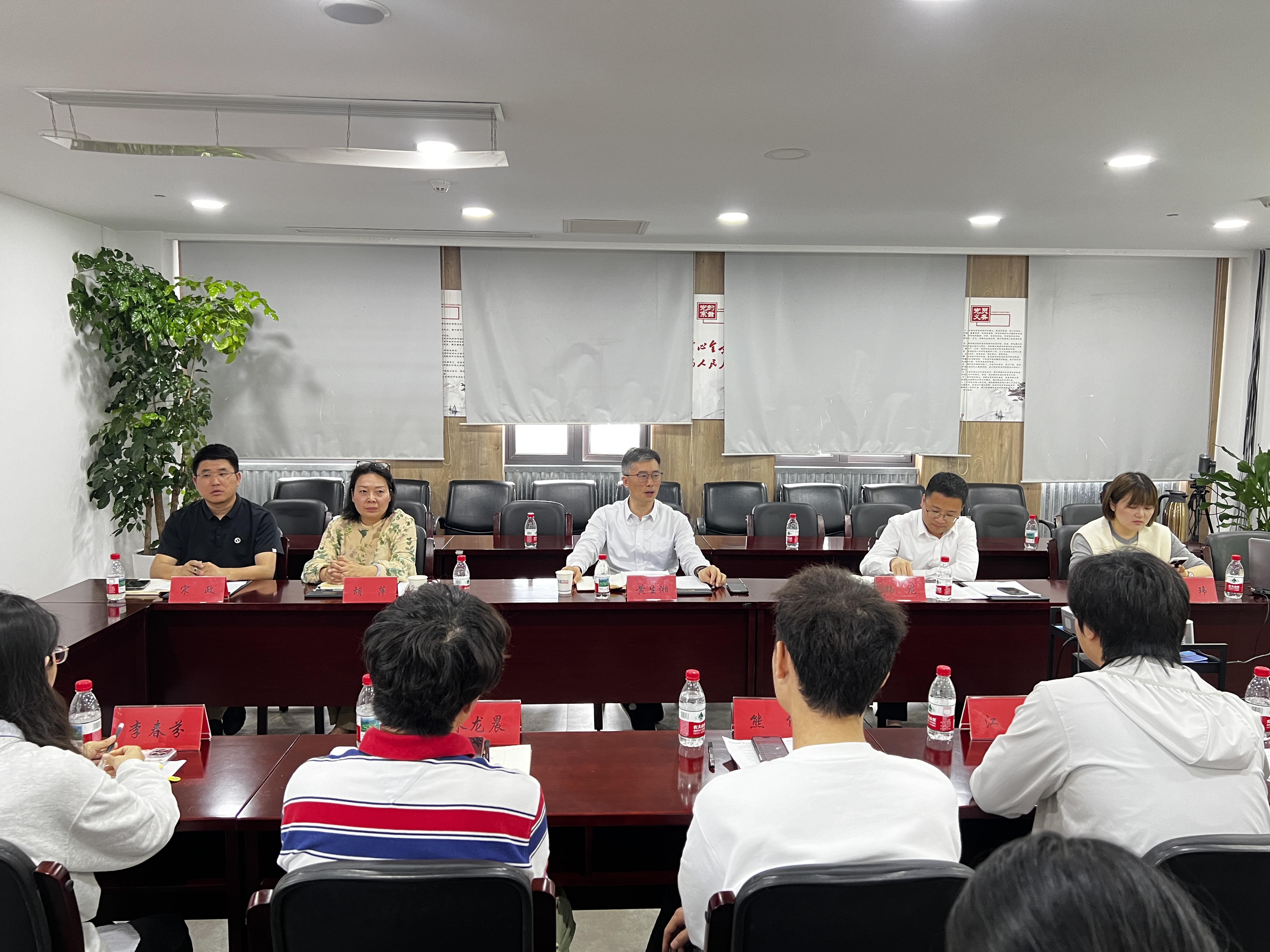 众鑫娱乐·鑫起点,馨效劳,心选择