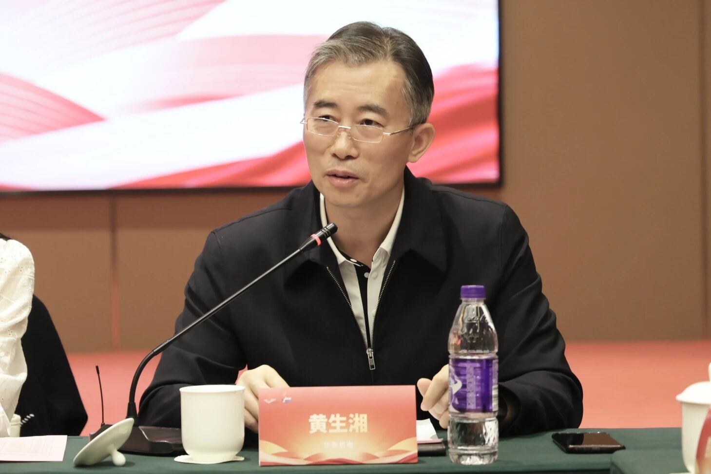 众鑫娱乐·鑫起点,馨效劳,心选择